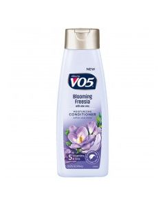 VO5 CONDITIONER FREE ME FREESIA 15oz